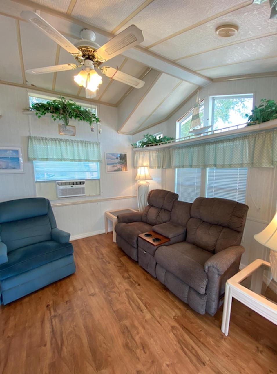 Resort Woody's Rv Llc