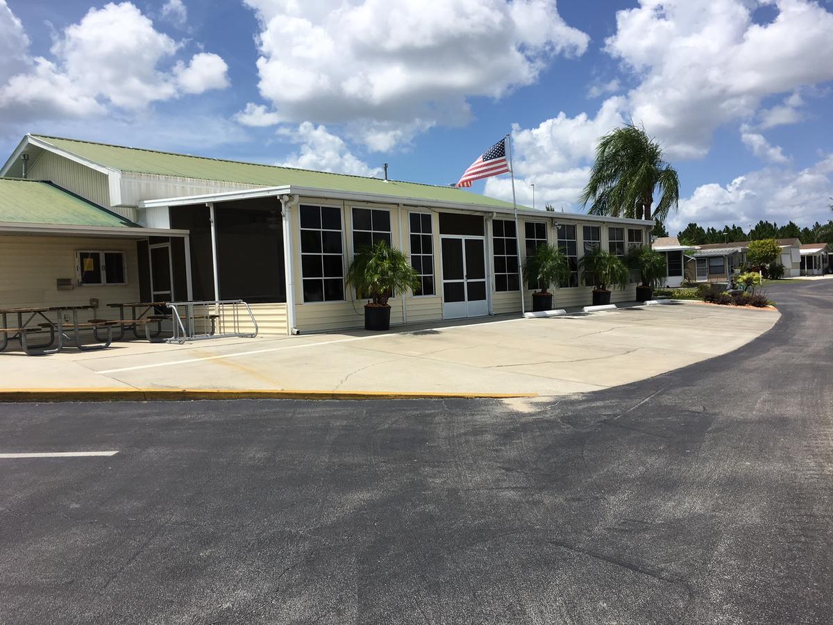 Woody's Rv Llc * Sebring